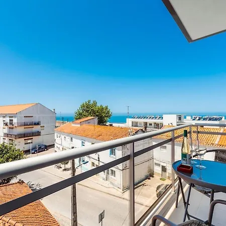 Boutique Living - Rooftop Pool & Sea Views * Nazaré