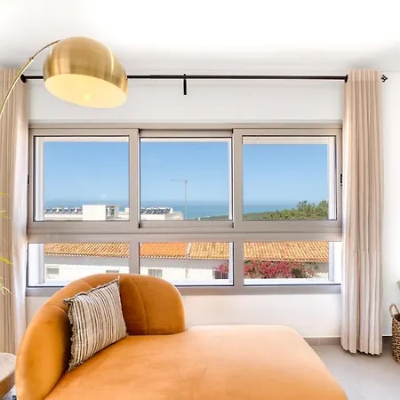 Lejlighed Boutique Living - Rooftop Pool & Sea Views Nazaré