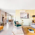 Appartamento Boutique Living - Rooftop Pool & Sea Views *