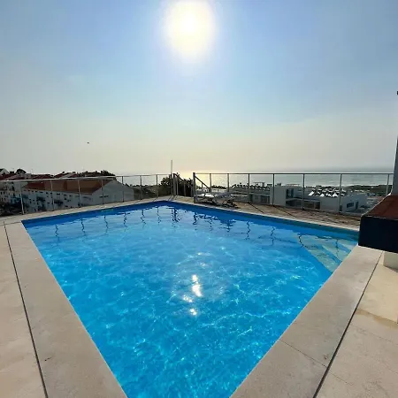Boutique Living - Rooftop Pool & Sea Views Apartment Nazaré